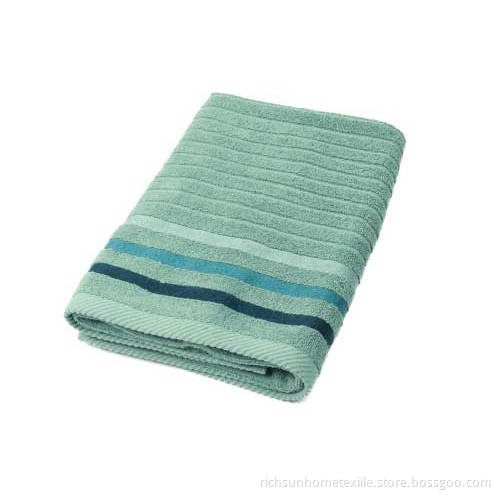 green bath towel